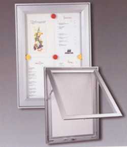 Schaukasten Exklusiv